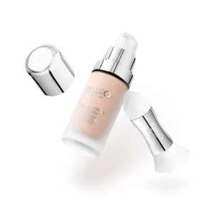 Snow-Kissed Holiday Silky Hydra Foundation & Concealer Spf30